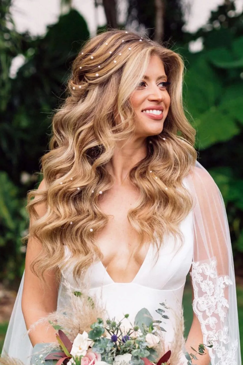 peinados con perlas para novias
