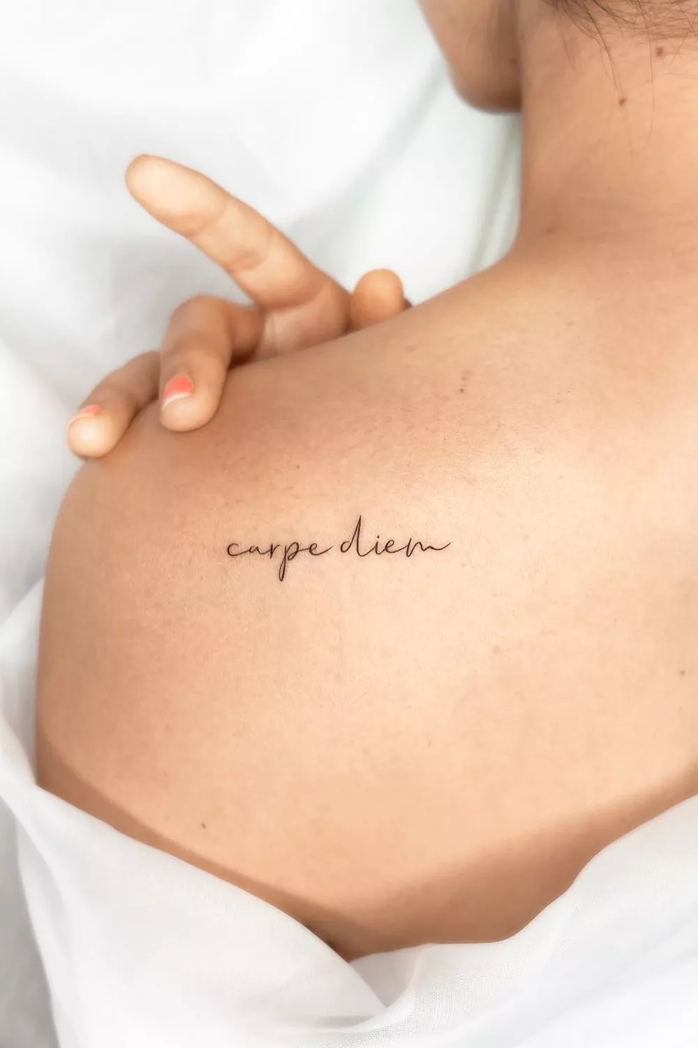 tatuajes letras cursivas elegantes