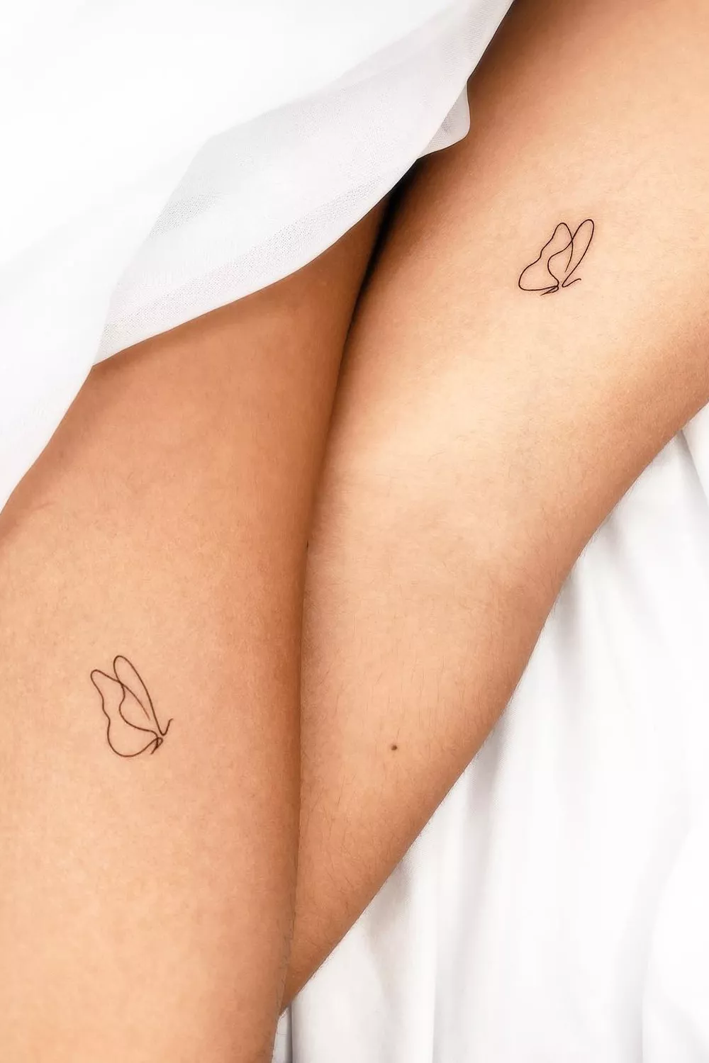 antebrazo tatuajes de mariposas