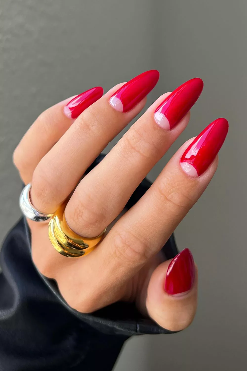 u&ntilde;as media luna