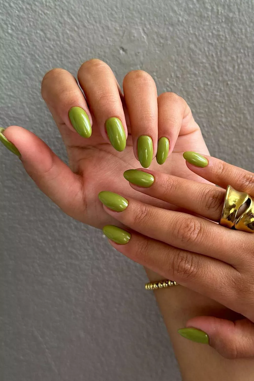 u&ntilde;as verdes