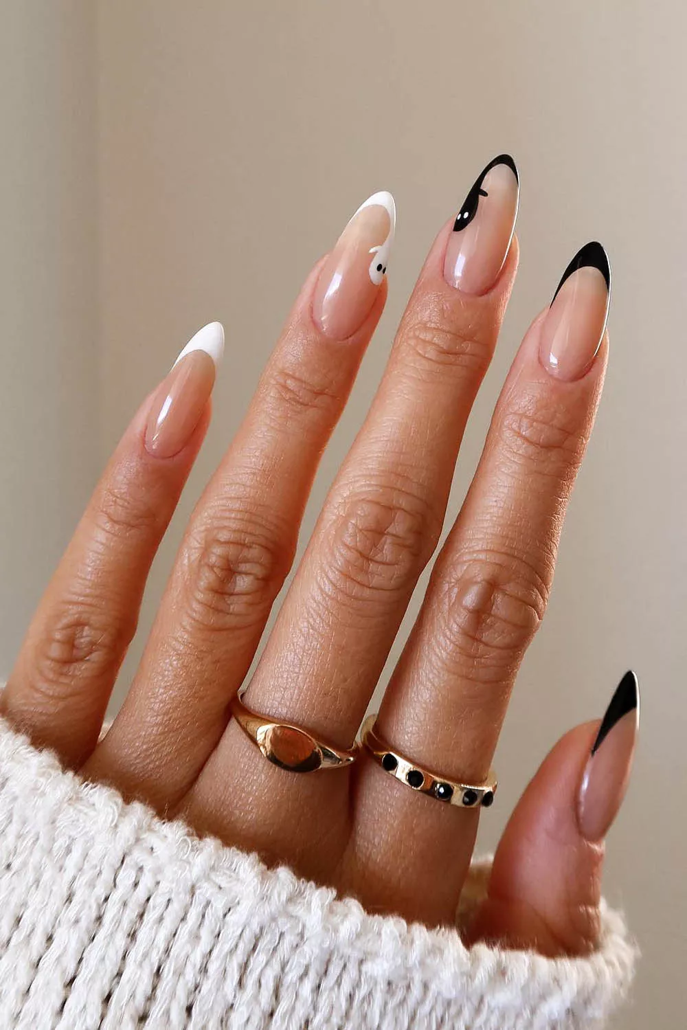 dise&ntilde;os de u&ntilde;as para halloween blanco y negro