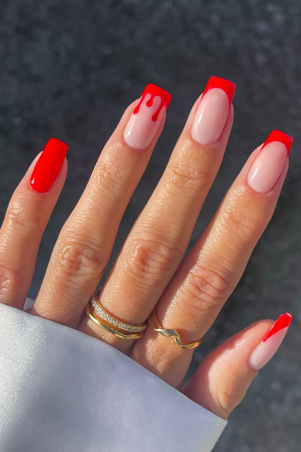 manicura roja para la noche de brujas