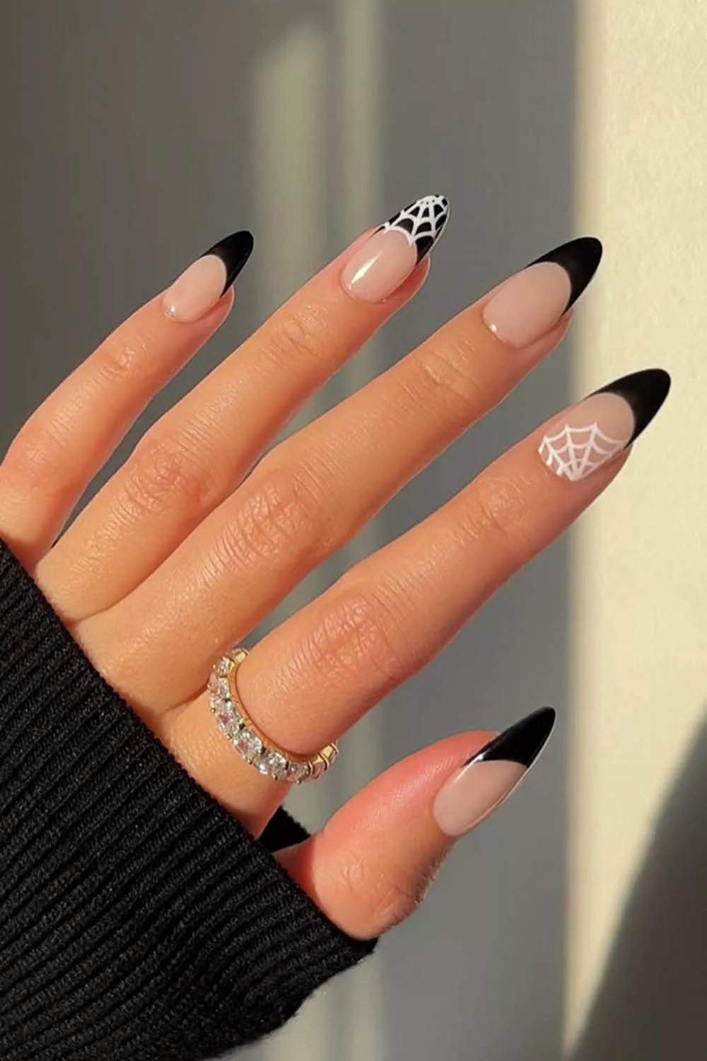 u&ntilde;as negras halloween telara&ntilde;a