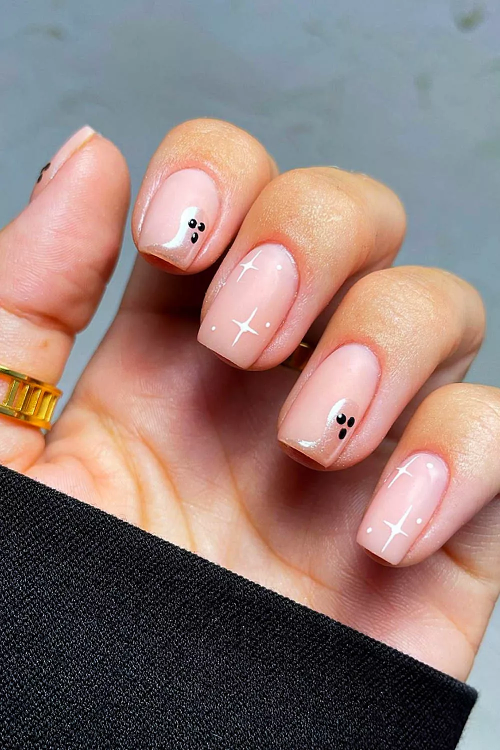 u&ntilde;as nude decoradas para disfraz de fantasma