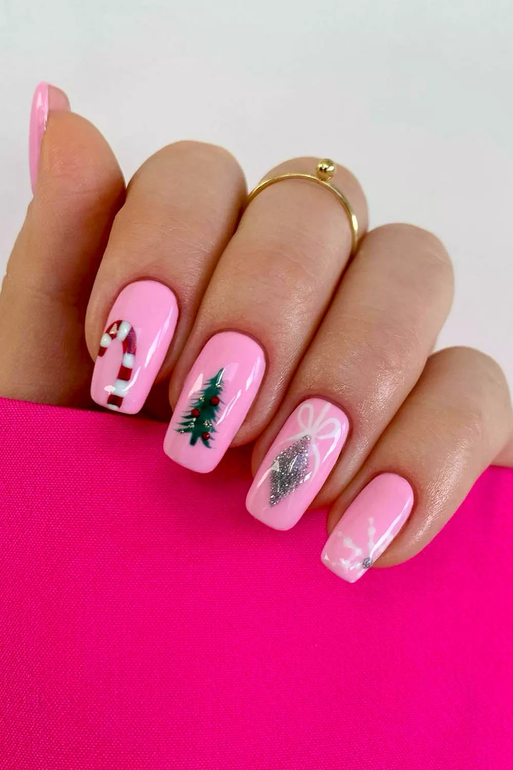 uñas decoradas para navidad rosas