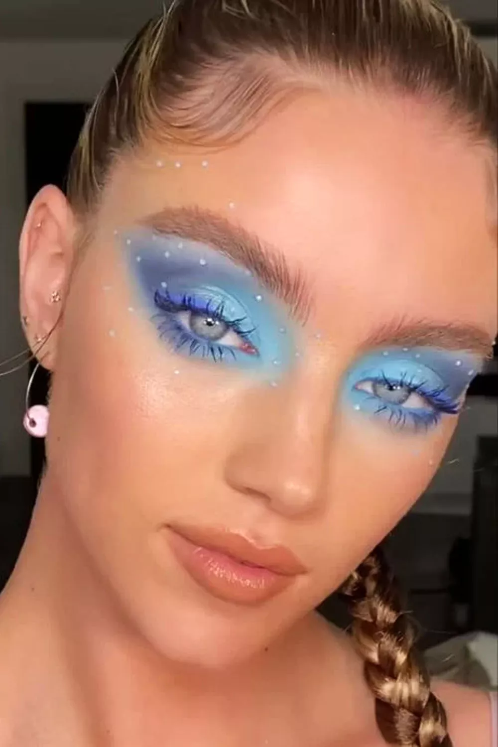 maquillaje de ojos azul