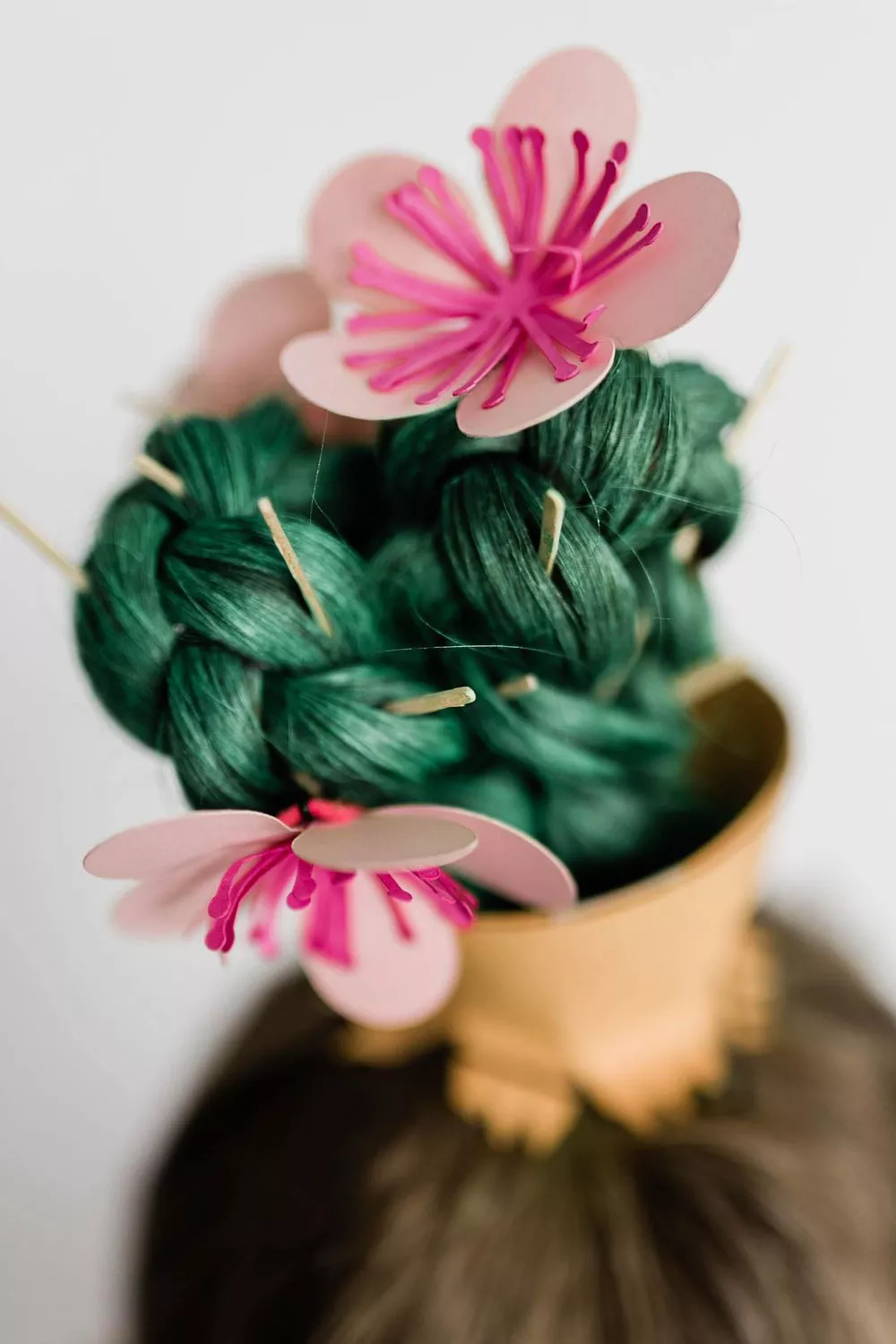 crazy hair day cactus con flores