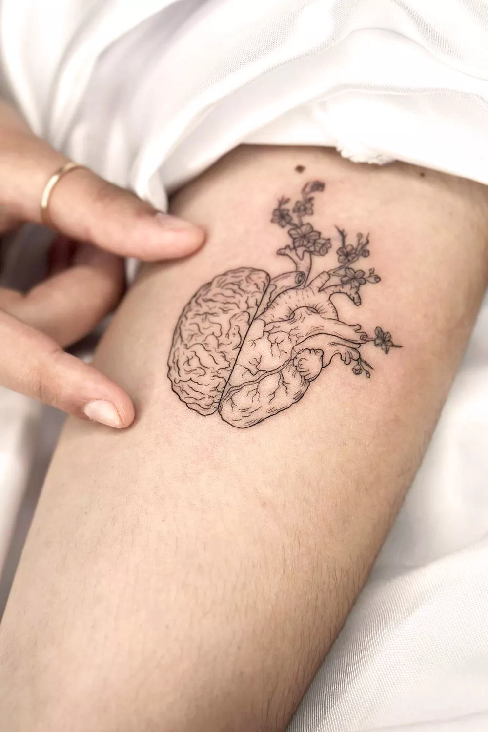 tatuajes corazon y cerebro